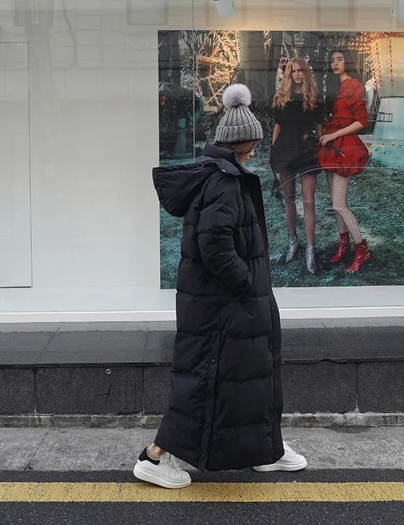 Luxuriös, isoliert, stilvoller langer Steppmantel für Damen