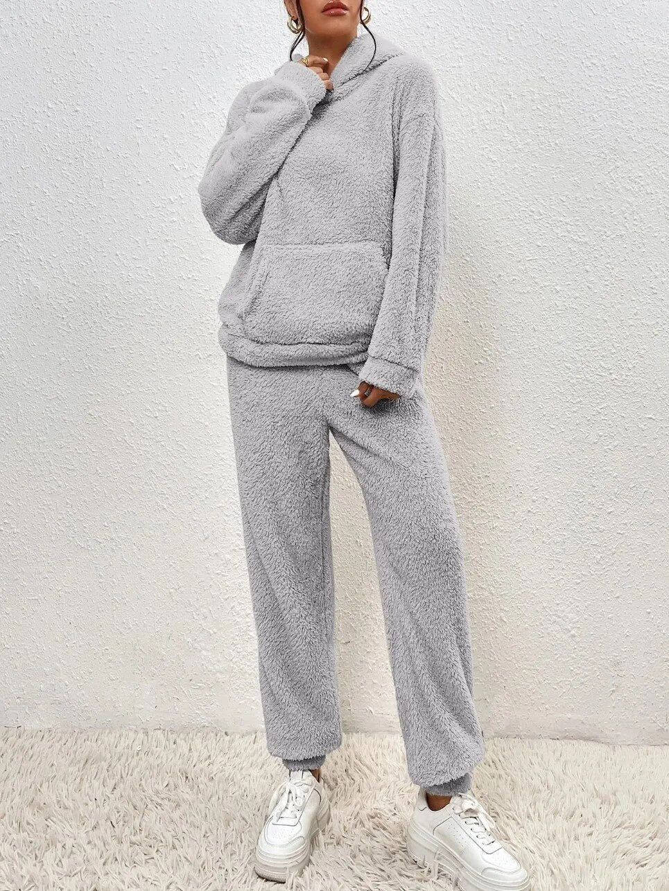 Stylisches, kuscheliges und warmes Hoodie-Set für Damen